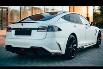 Tesla Model S 2012– Kit carrozzeria LRT-Design Carbon foto 10