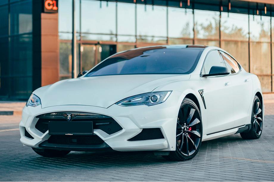 Tesla Model S 2012– Kit carrozzeria LRT-Design Carbon Image