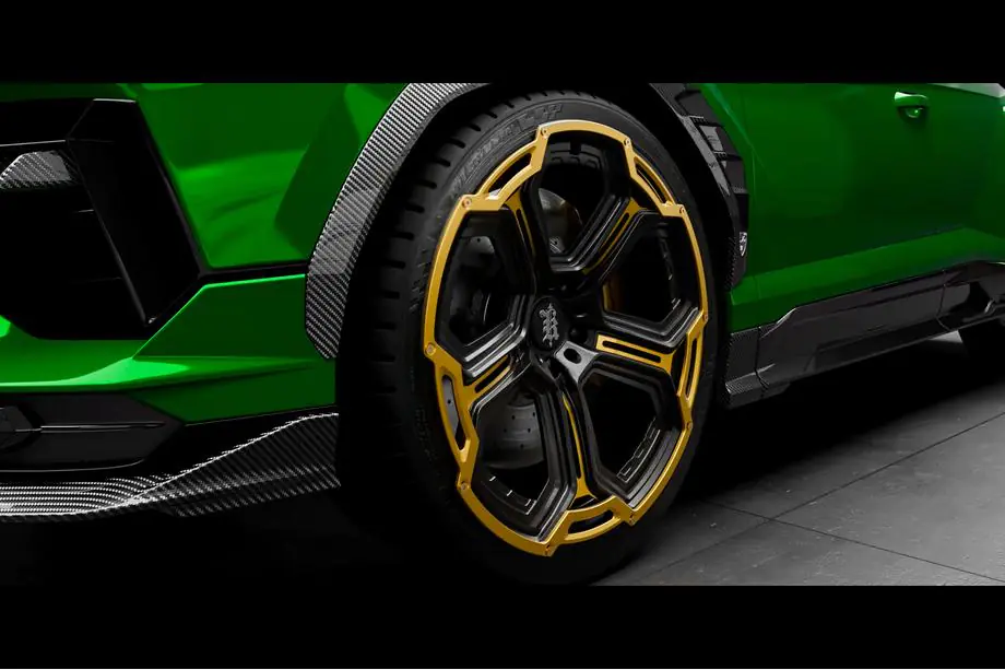 Lamborghini Urus 2018- Kit carrozzeria LRT-Design Carbon (per S / Performante 2022-2024) Foto 7