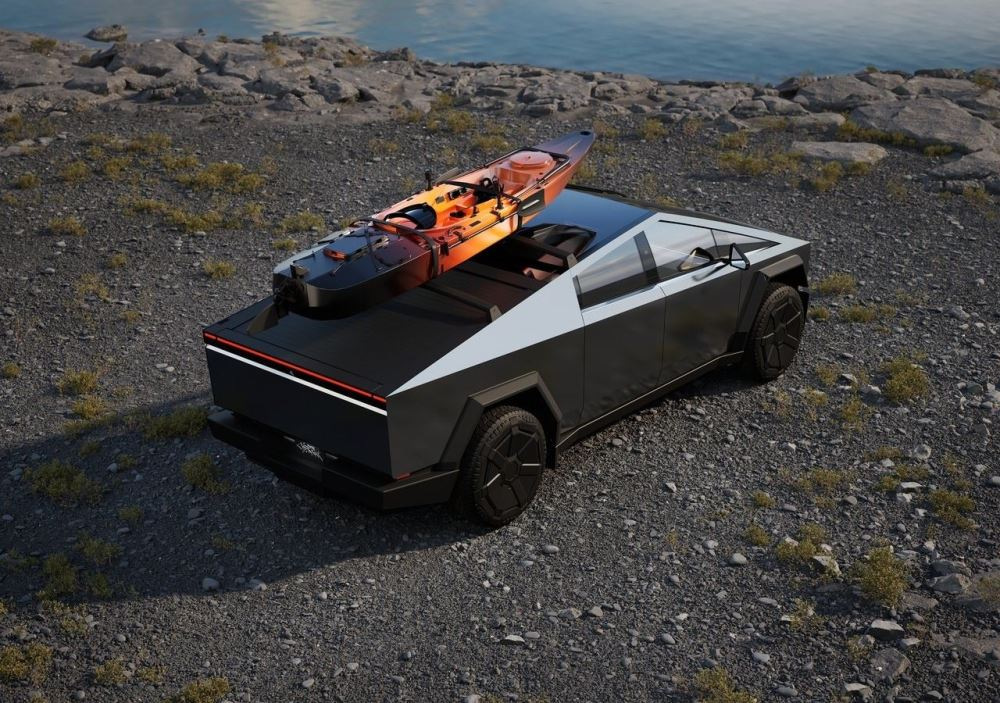 Recensione Tesla Cybertruck: pickup elettrico futuristico
