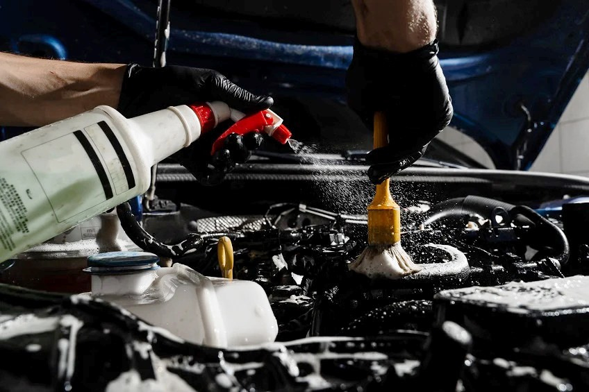 Perché pulire il motore e quanto spesso farlo