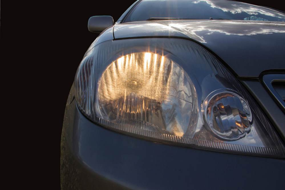 Cosa fare se i fari illuminano poco? Guida pratica