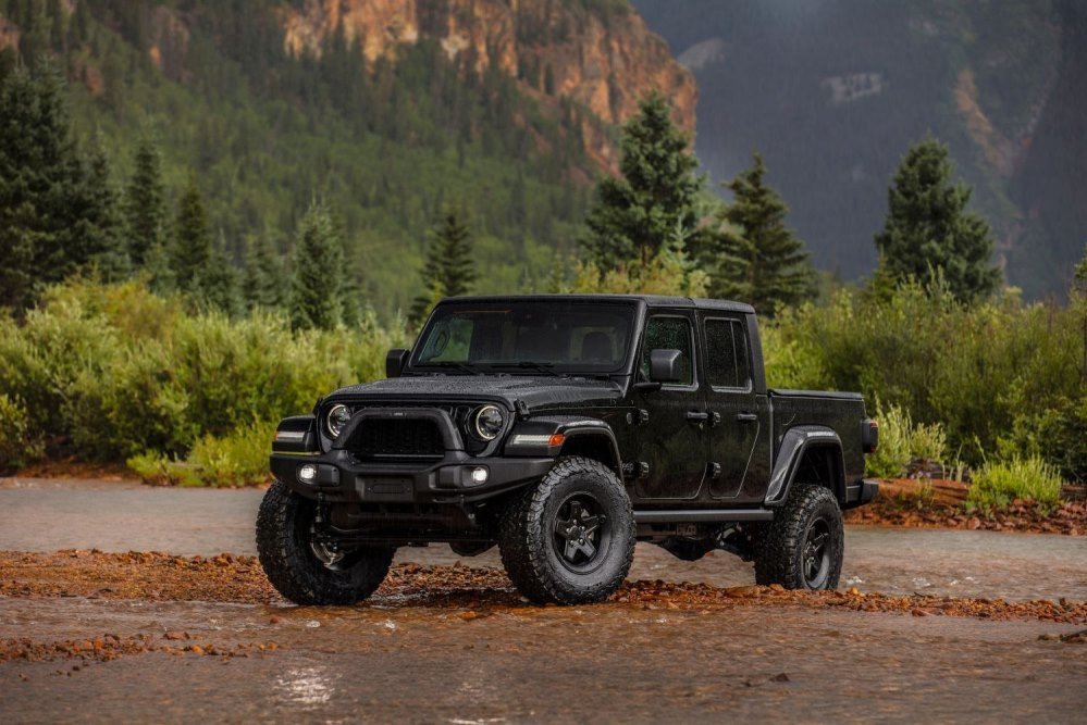 Test Jeep Gladiator Willys 2024: il leggendario pick-up off-road in stile rinnovato