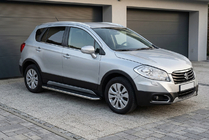Suzuki SX4 S-Cross 2013-2016 Pedane Laterali Maydos V1 (2 pz, Alluminio e Acciaio Inox) foto 1