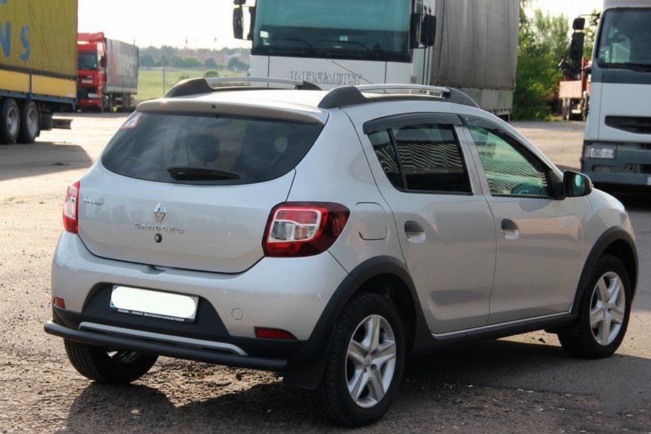 Dacia Sandero 2013-2020 Barra Posteriore AK002 Nera (Acciaio Inox) Foto 5