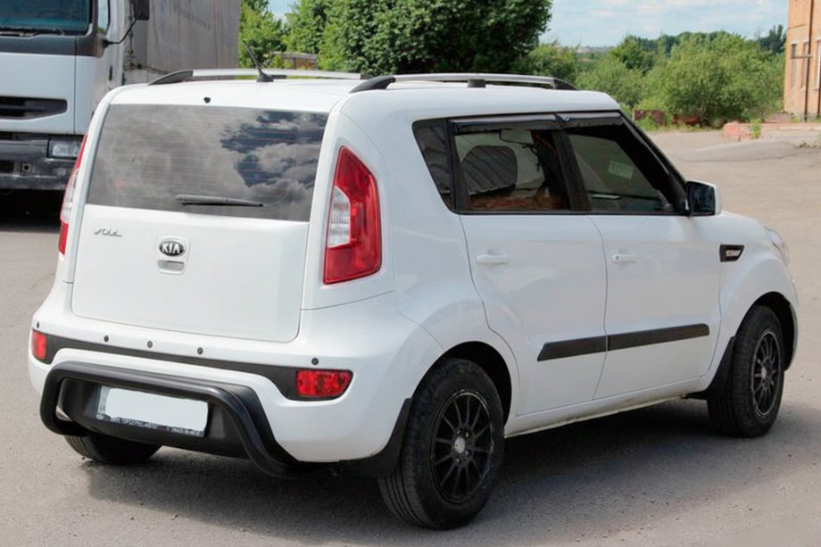 Kia Soul I 2008-2013 Barra Posteriore AK002 Nera (Acciaio Inox) Foto 2