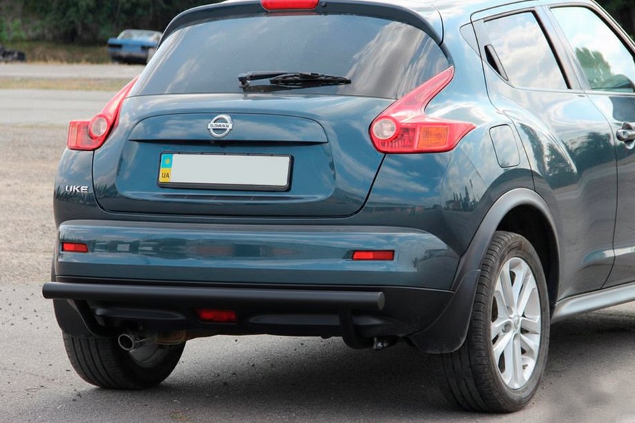 Nissan Juke 2010-2019 Barra Posteriore AK002 Nera (Acciaio Inox) Image