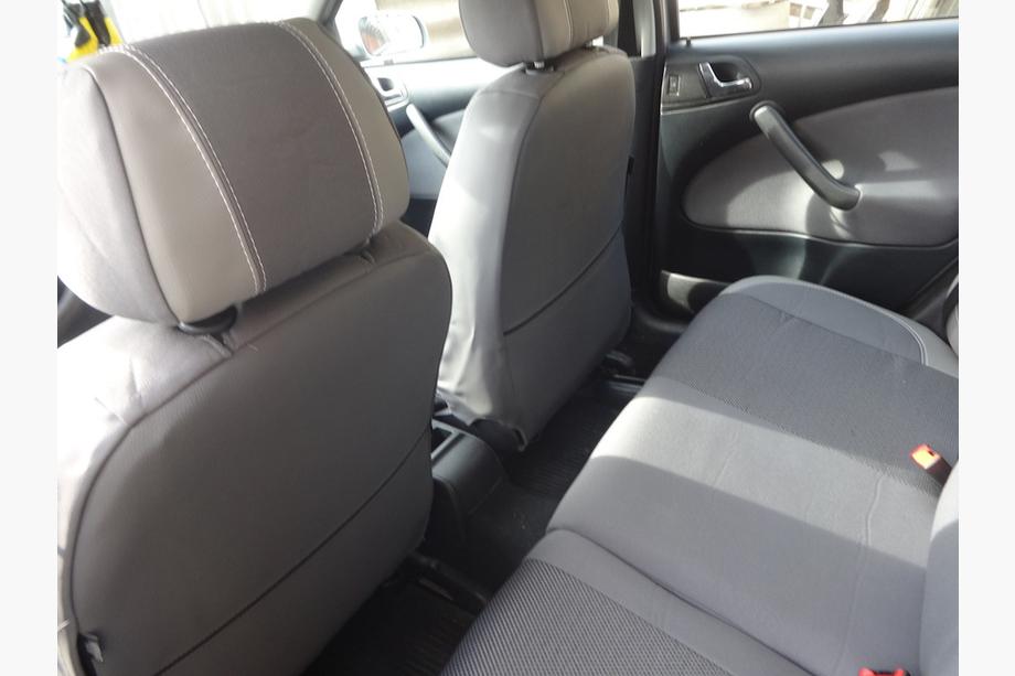 Skoda Octavia II A5 2010-2013 Coprisedi Auto (Similpelle↗Tessuto, Premium) Foto 18
