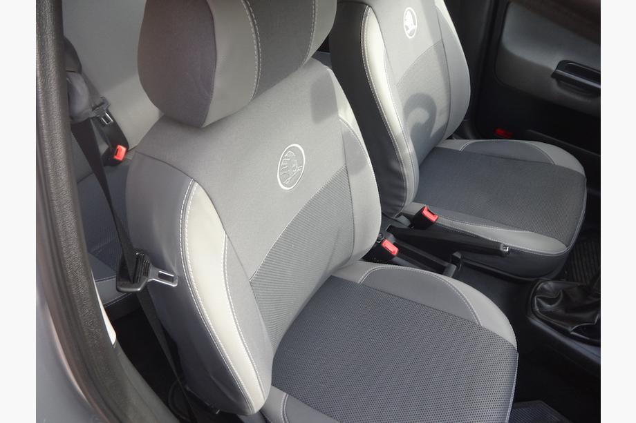 Skoda Octavia II A5 2010-2013 Coprisedi Auto (Similpelle↗Tessuto, Premium) Foto 30