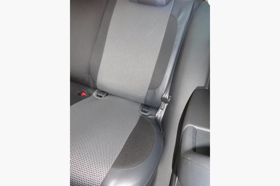 Skoda Octavia III A7 2013-2019 Coprisedi Auto (Similpelle↗Tessuto, Premium) Foto 5