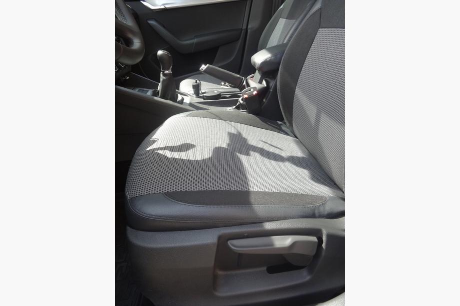 Skoda Octavia III A7 2013-2019 Coprisedi Auto (Similpelle↗Tessuto, Premium) Foto 7