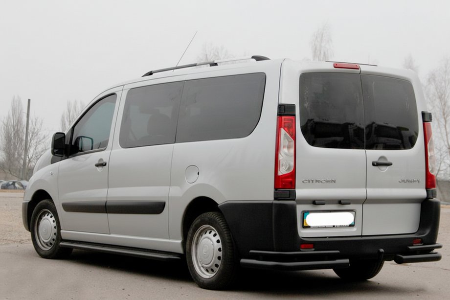 Citroen Jumpy 2007–2017 Angolari posteriori Double Black (2 pz, acciaio inox) Foto 3