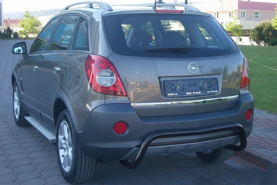 Opel Antara 2006-2017 Barra Posteriore AK007-1 Nera (Acciaio Inox) Foto 5