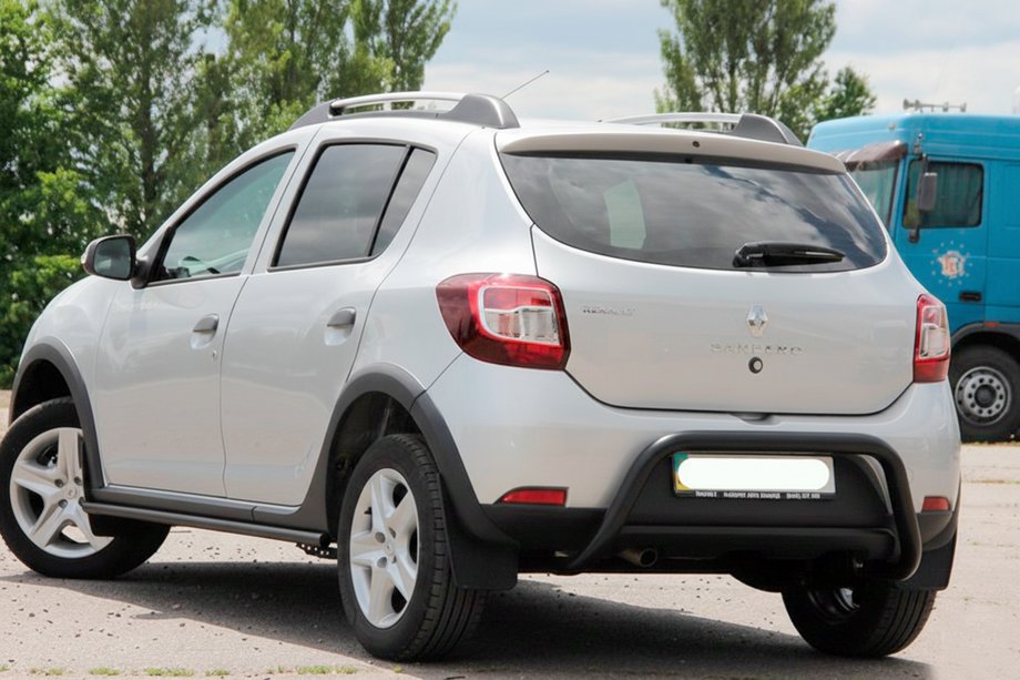 Renault Sandero 2013-2022 Barra Posteriore AK007 Nera (Acciaio Inox) Foto 3