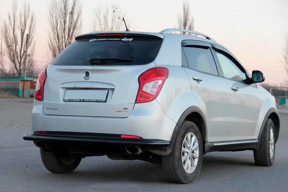 SsangYong Korando 2010-2019 Barra Posteriore AK005 Nera (Acciaio Inox) Foto 4
