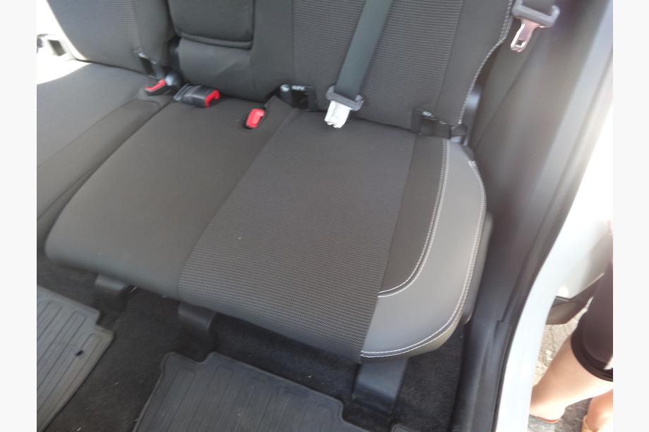 Toyota Rav 4 2013-2018 Coprisedi Auto (Similpelle↗Tessuto, Premium) Foto 22