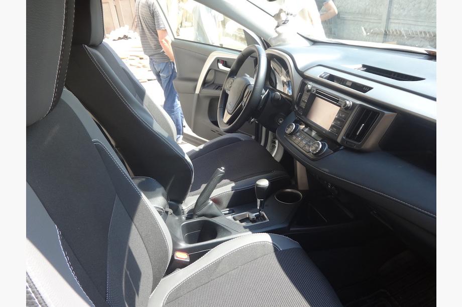 Toyota Rav 4 2013-2018 Coprisedi Auto (Similpelle↗Tessuto, Premium) Foto 32