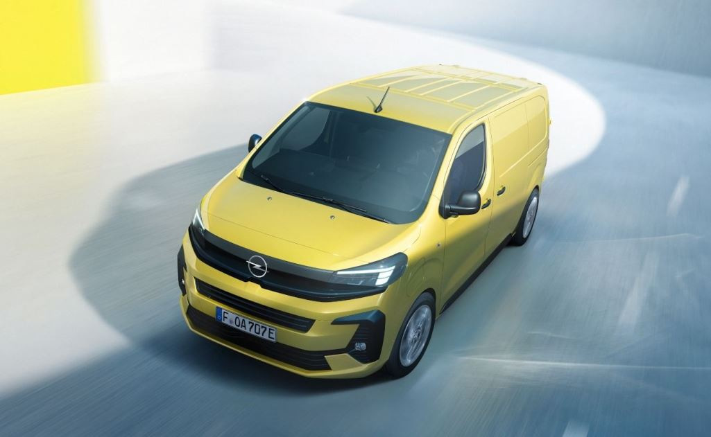 Opel Vivaro Electric: Furgone elettrico pratico per le imprese