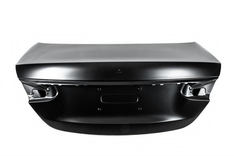 Mercedes E-class W213 2016-2023 Coperchio baule (per 2020-2024) Foto 1