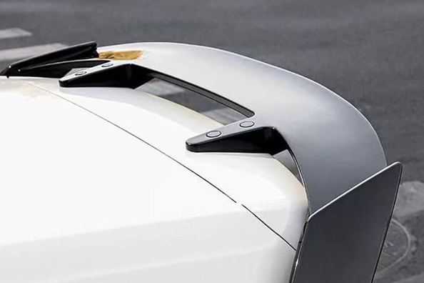 Perché si monta uno spoiler sulle auto?