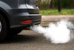 Perché l’auto fa fumo bianco: cause e cosa fare foto 1
