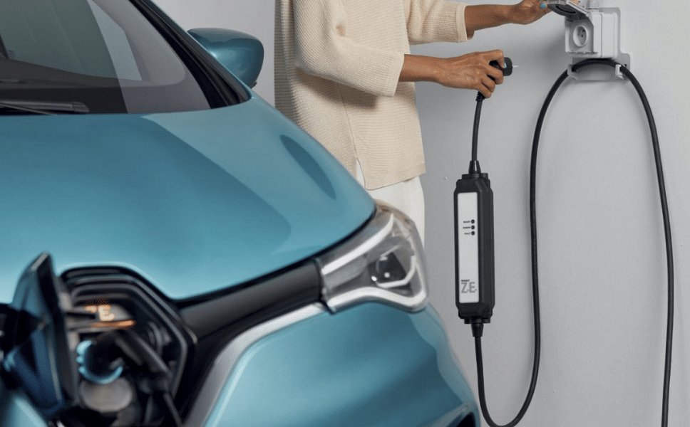 Come ricaricare un’auto elettrica a casa