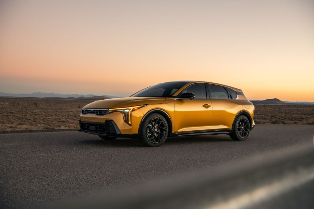 Prova Kia K4 Hatchback 2026: compatta moderna, spaziosa e hi-tech