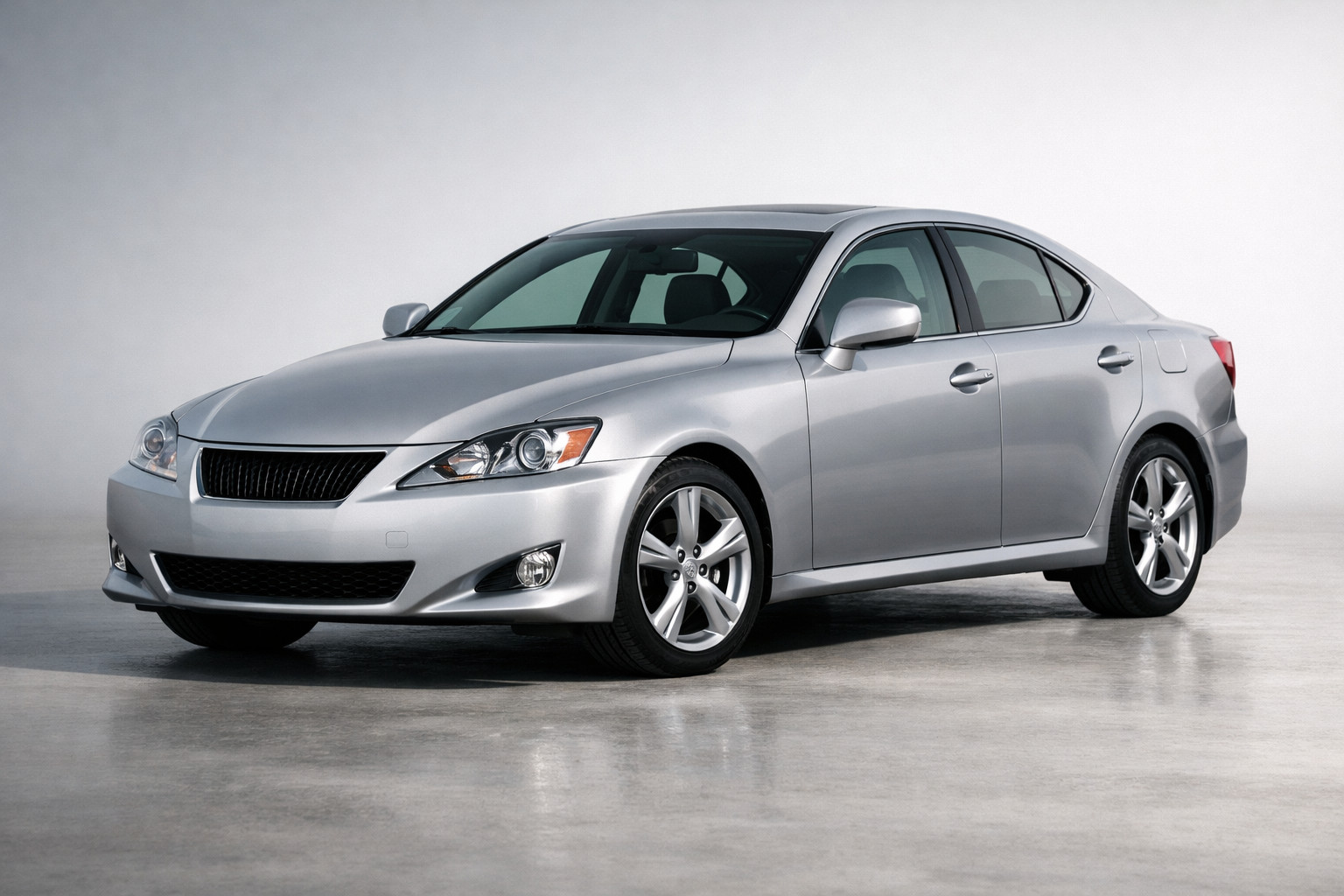 Prova Lexus IS 2005-2013: premium compatta senza eccessi