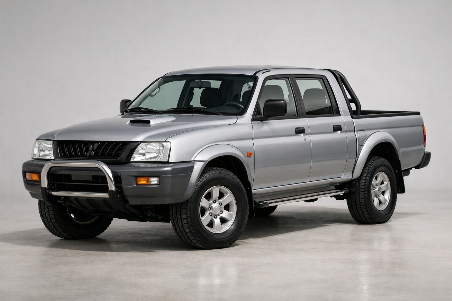 Prova Mitsubishi L200 1996–2006: pickup old school, senza fronzoli