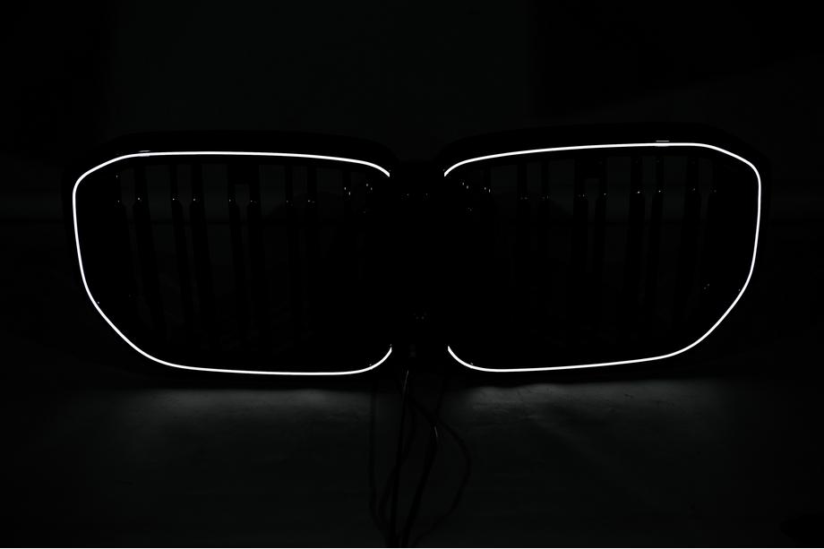 BMW X5 G05 2019–2026 Griglie a doppio rene M-Look LED (2023+) Foto 9