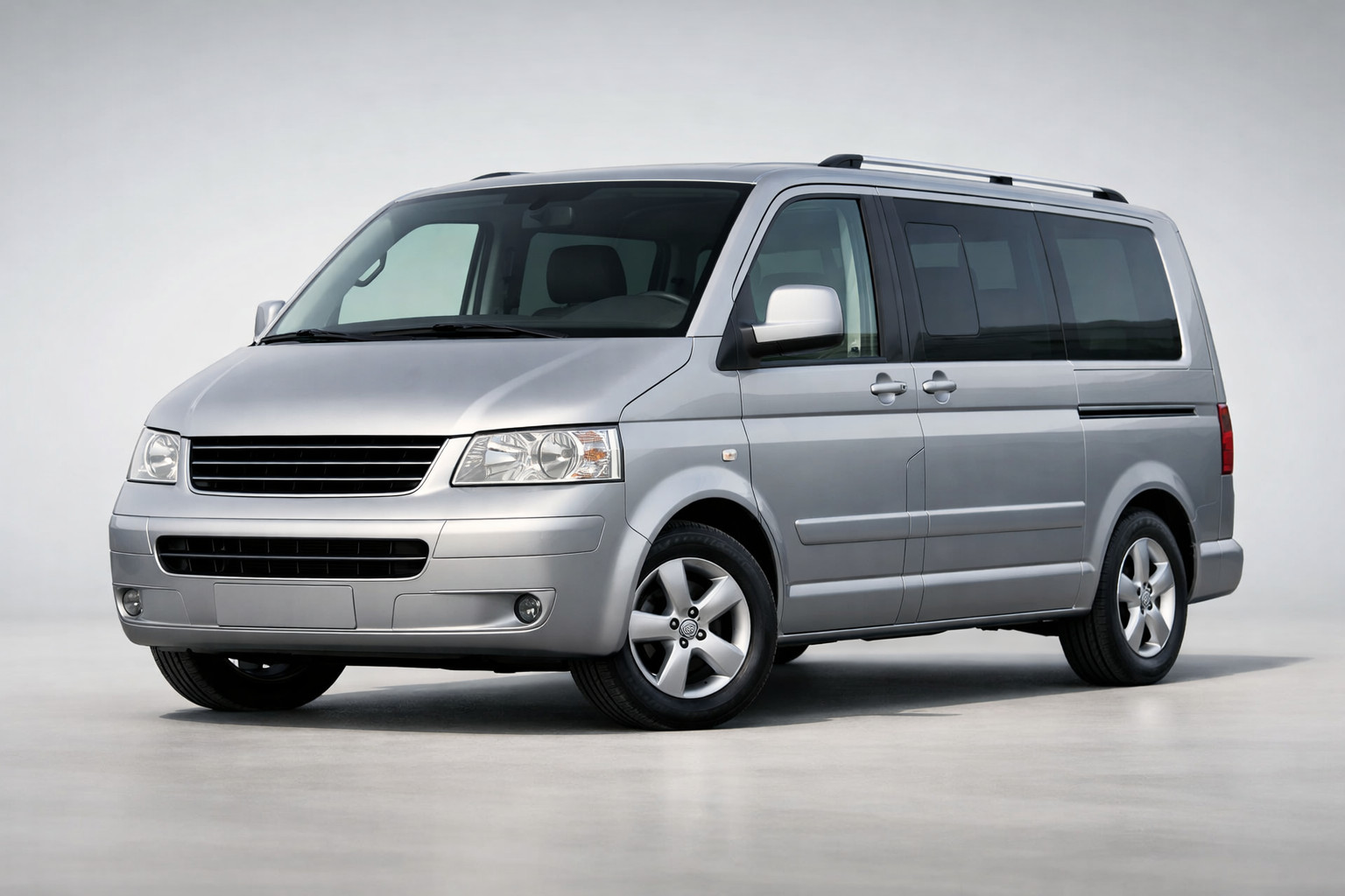 Volkswagen T5 Multivan 2003–2010: il van che tiene ancora il mercato