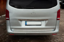 Mercedes Vito/V-class W447 2014- Modanatura ampia in acciaio inox sopra la targa foto 4