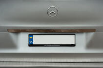 Mercedes Vito/V-class W447 2014- Modanatura ampia in acciaio inox sopra la targa foto 1