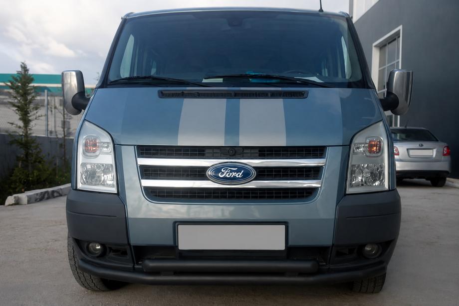 Ford Transit 2000–2014 Barra di protezione anteriore ST014 Black (2006-2014, acciaio inox) Image