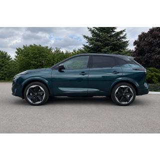 Corrimano tetto integrati neri OEM (Alluminio, montaggio con adesivo) Nissan Qashqai 2021-