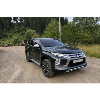 Barre longitudinali tetto integrate nere OEM (2019-, Alluminio) Mitsubishi Pajero Sport 2015- foto 1