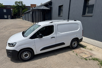 Citroen Berlingo/Multispace 2018- Barre longitudinali al tetto cromate (design turco) Lungo, piedi di fissaggio in metallo foto 5