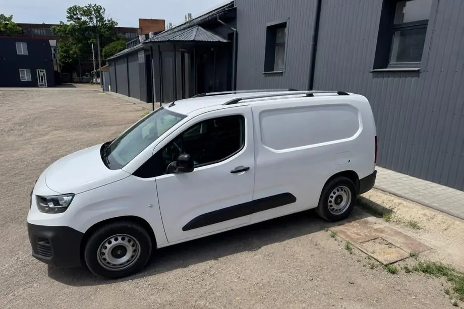 Citroen Berlingo/Multispace 2018- Barre longitudinali al tetto cromate (design turco) Foto 5