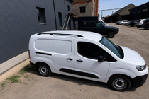 Citroen Berlingo/Multispace 2018- Barre longitudinali portatutto nere (design turco) Standard, piedini in plastica foto 1