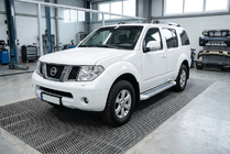 Nissan Pathfinder R51 2005-2014 Pedane Laterali Allmond White (2 pz, Alluminio) foto 1