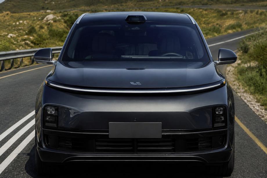 Li Auto L7 Corrimano tetto integrati grigi OEM (Alluminio, montaggio con adesivo) Foto 1