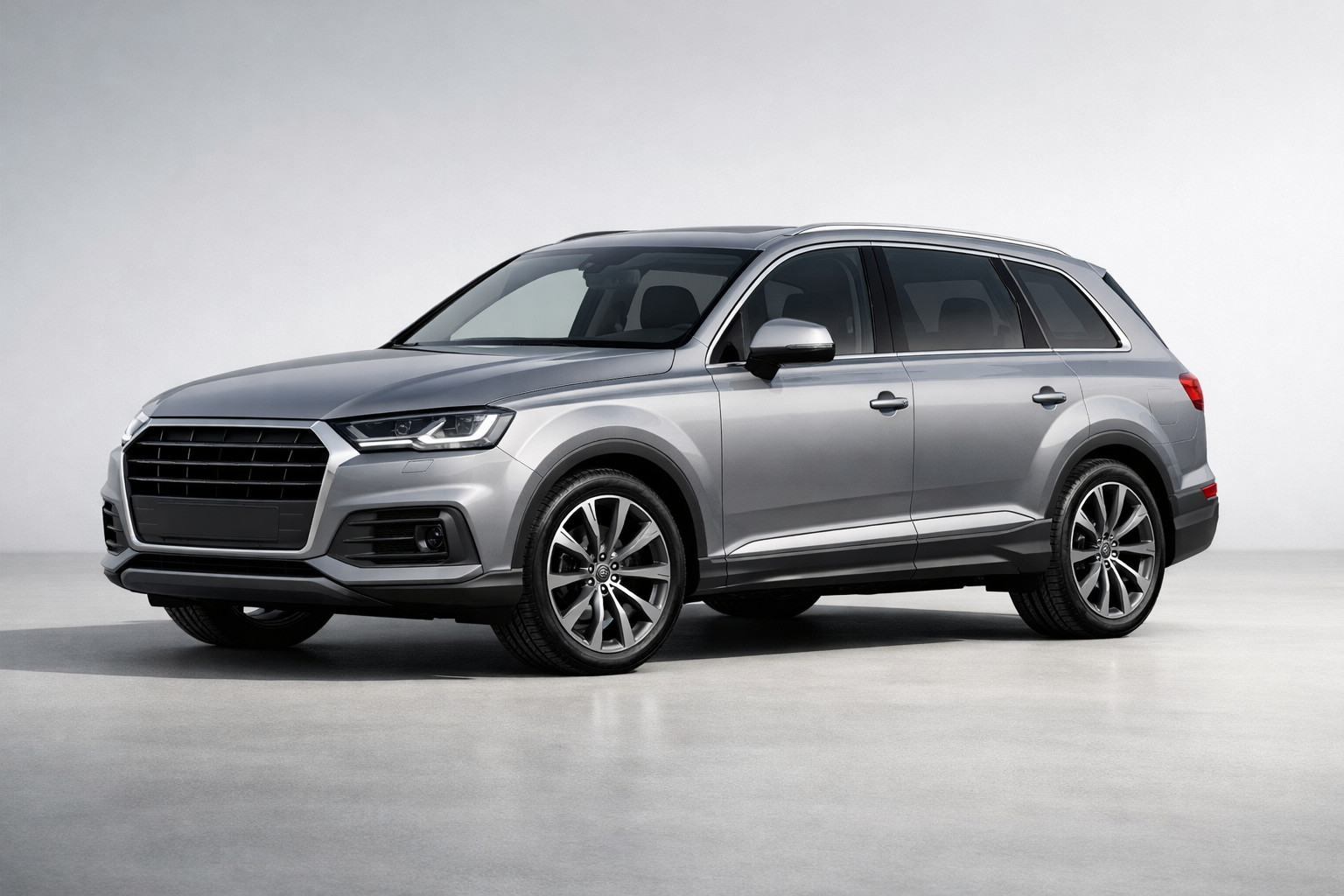 Prova Audi Q7: grande SUV premium per famiglia e lunghi viaggi