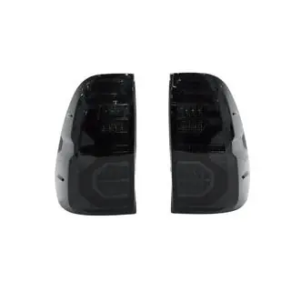 Fanali posteriori V3 (2 pz) Toyota Hilux 2015- foto 1