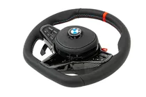 BMW Serie 5 G30/G31 2017–2023 Volante CS-Style foto 4