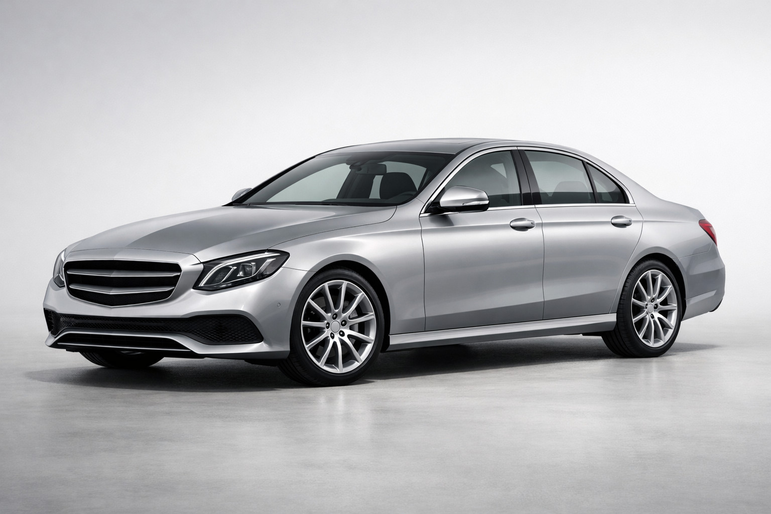 Mercedes-Benz E-Class (W213) prova: berlina executive di 5ª gen., senza fronzoli