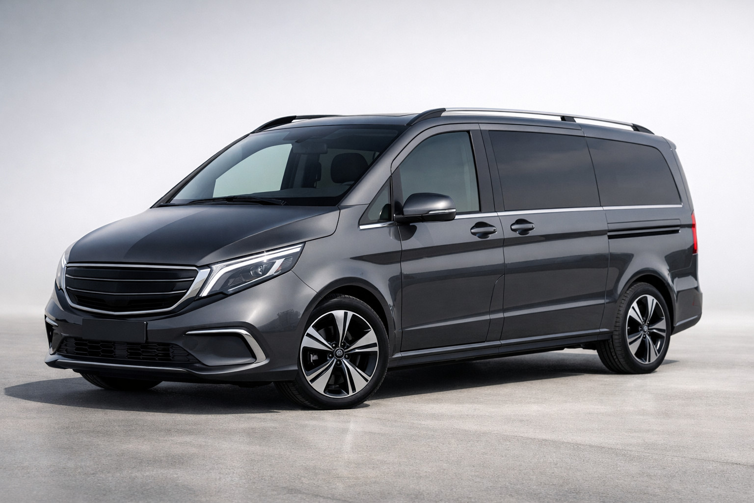 Prova Mercedes-Benz EQV 300: monovolume elettrico per business e famiglia