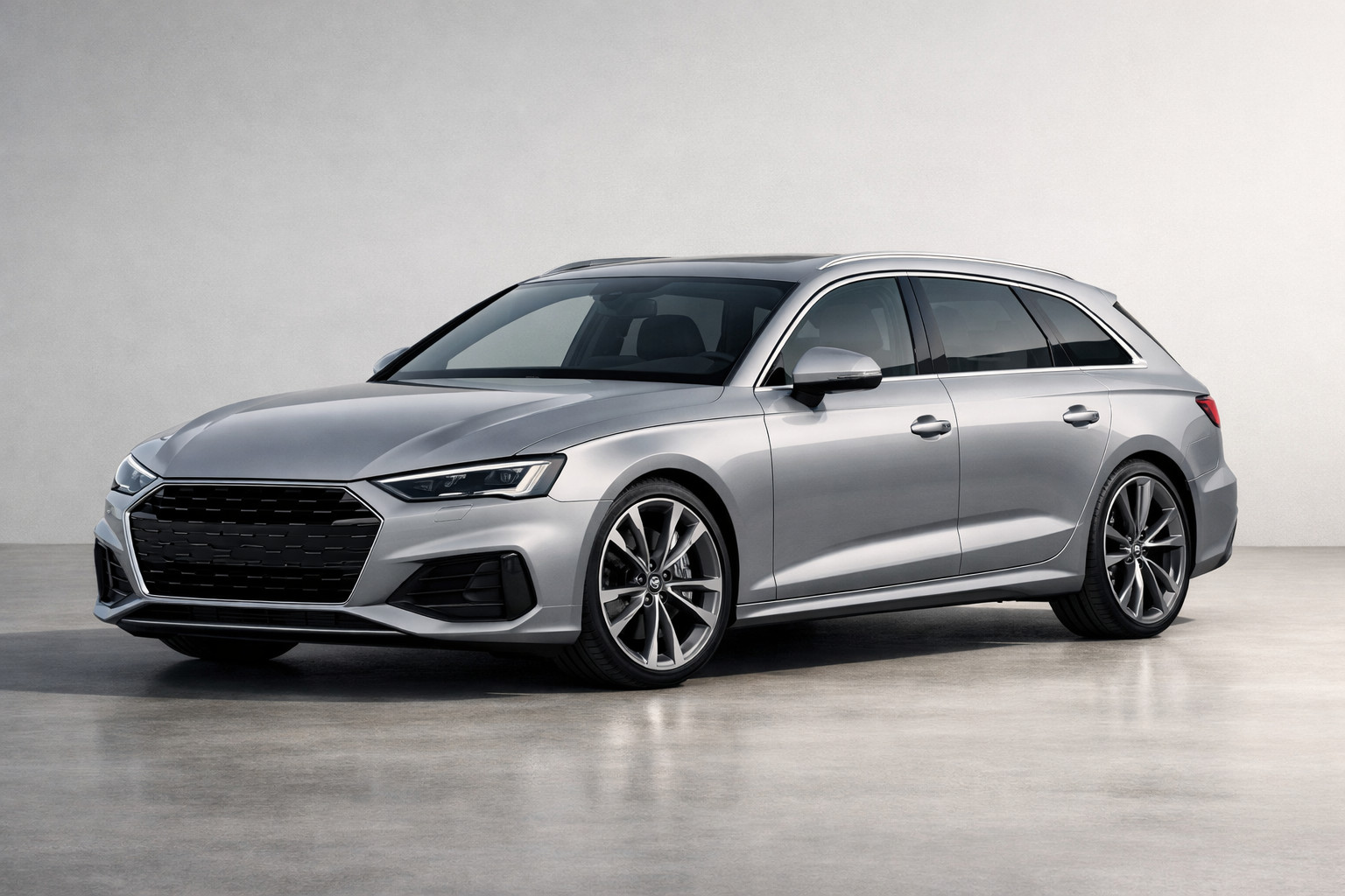 Prova Audi A5 Avant B10 2025: la nuova generazione di station wagon dal premium sobrio