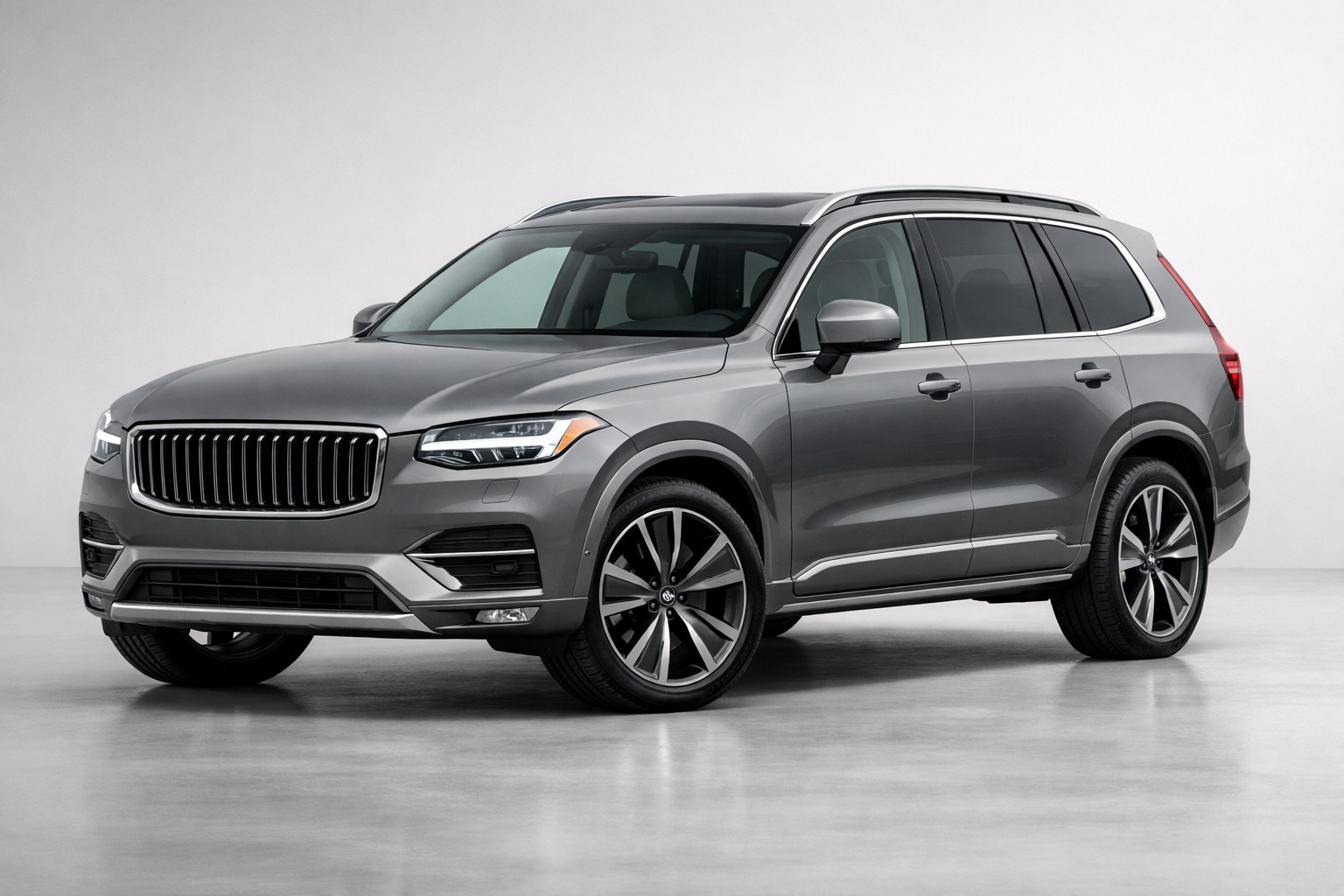 Prova Volvo XC90 di seconda generazione 2025: grande SUV di famiglia