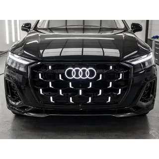 Griglia anteriore RSQ-Style LED (2024-2026, nero lucido) foto 1