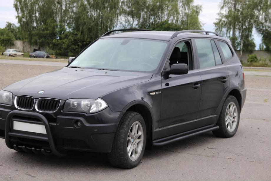 BMW X3 E83 2003-2010 Pedane laterali KB001 Black (acciaio inox) 60 mm Foto 2